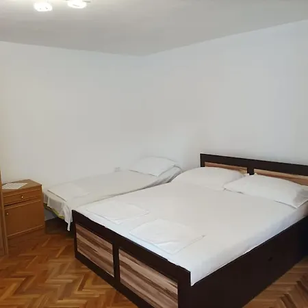 Mar Apartment *